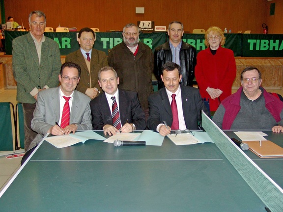 montbeugny-asttm-signature-contrat-cheque-equipe-25mars2007-005 edited